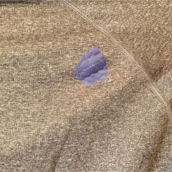 Gray Long Sleeve Women's Top - Picture 4 of 5